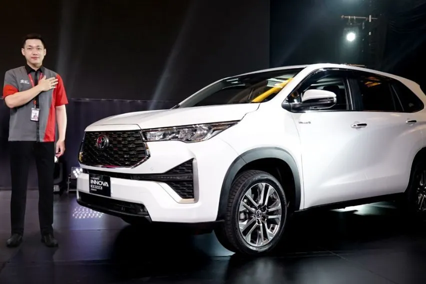 Cara Merawat Toyota Kijang Innova Zenix Hybrid Baru Anda