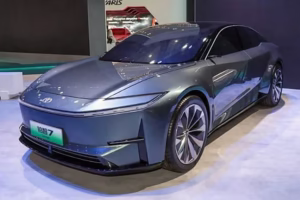 Kolaborasi Toyota dan Huawei, bZ7 Tampilkan ADAS yang Lebih Canggih