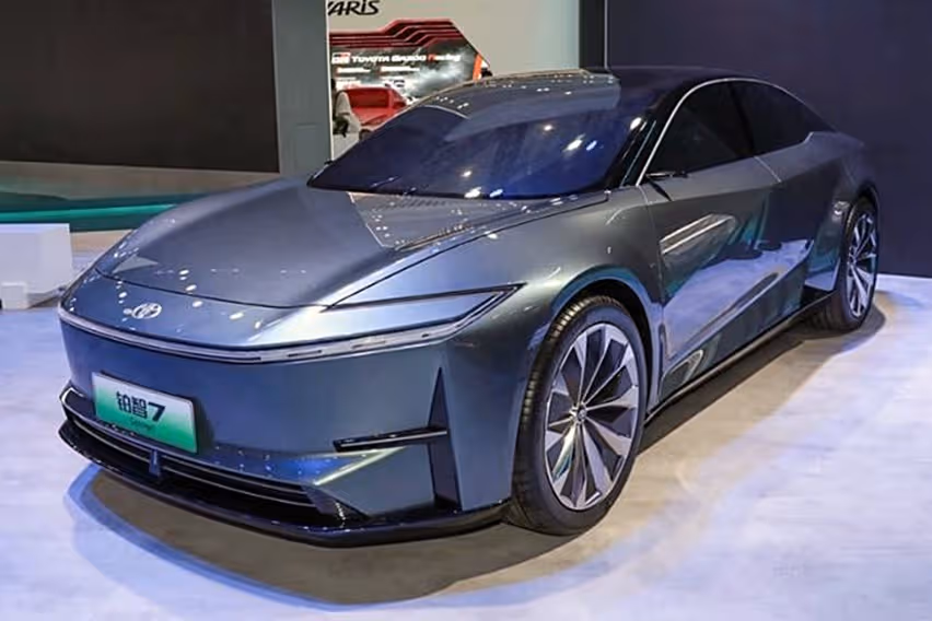 Kolaborasi Toyota dan Huawei, bZ7 Tampilkan ADAS yang Lebih Canggih