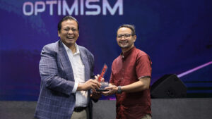 Hybrid Toyota Menang Besar di Otomotif Award 2025, Hilux Rangga Jadi Sorotan Baru